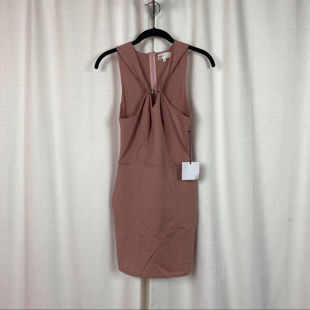 Revolve By The Way. Mauve Pink Mia O Ring Bodycon Mini Dress Sz.M NWT - Picture 4 of 15